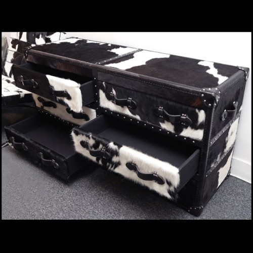Coffre avec structure en bois massif recouvert de cuir de vachette noir et blanc 35-Cowhide Long