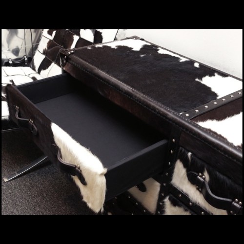 Coffre avec structure en bois massif recouvert de cuir de vachette noir et blanc 35-Cowhide Long