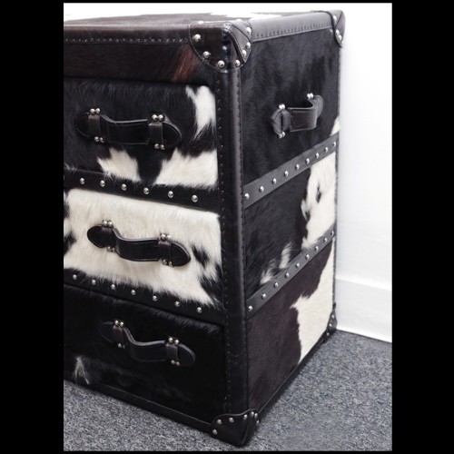 Chest with structure in solid wood and covered with natural black and white cowhide 35-Cowhide Long