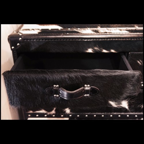 Chest with structure in solid wood and covered with natural black and white cowhide 35-Cowhide High