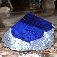 Set de deux sculptures en pâte de verre avec lanières en pâte de verre colorées en rouges et bleu PC-Glass Alchemy