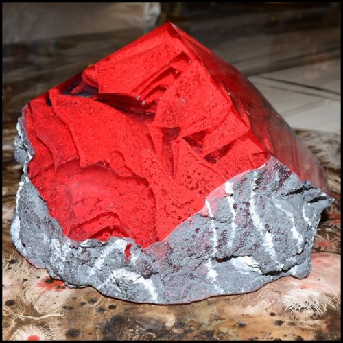 Set de deux sculptures en pâte de verre avec lanières en pâte de verre colorées en rouges et bleu PC-Glass Alchemy