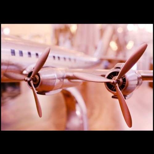 Maquette d'avion fabriquée à la main avec cadre en bois léger en feuille d'aluminium et rivets en métal gravé 113-Lockheed L1049