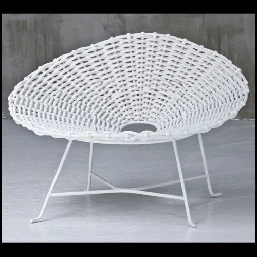 Armchair with base feet in black lacquered matt finish and seat in black plaited PVC 30-Nest Black