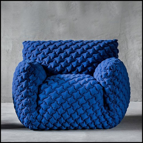 Armchair upholstered with foam in polyurethane covered by a polyester fibre quilting and a goose down 30-Smooth Blue