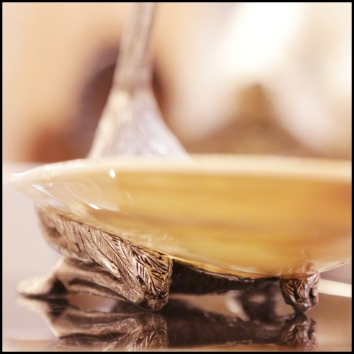 Cup with structure in metal in silver plated finish and with natural polished big shell cup 162-Ostrich