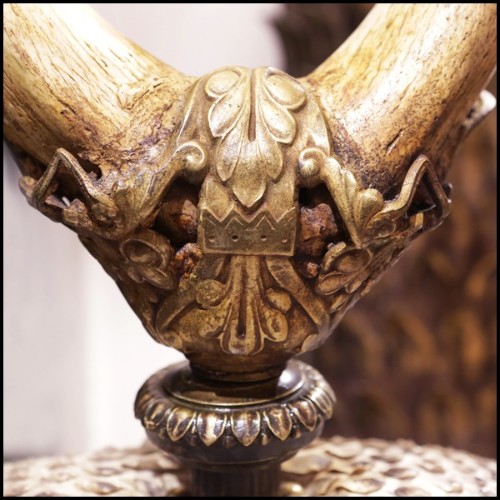 Chair with structure in solid beech wood covered with natural python skin PC-Python Medium