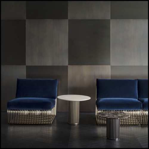 Fauteuil revêtu en velours bleu et avec structure de base en acier inoxydable poli finition Gold 150-Alina