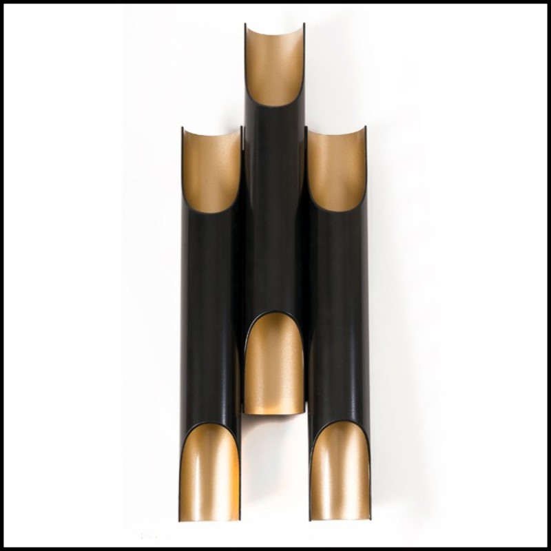 Applique avec structure en acier finition noir mat et intérieur finition poudre d'or 151-Flute Triple