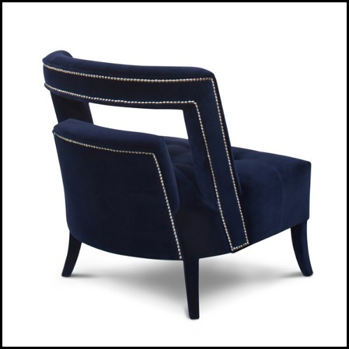 Armchair with structure in solid wood and covered with deep blue velvet fabric 169-Mahal