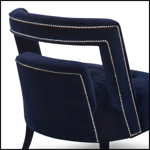 Fauteuil avec structure en bois massif recouvert de tissu velours bleu 169-Mahal