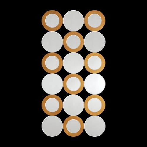 Mirror with 18 round clear mirror glass and black finish rings on 9 mirrors 119-Rings