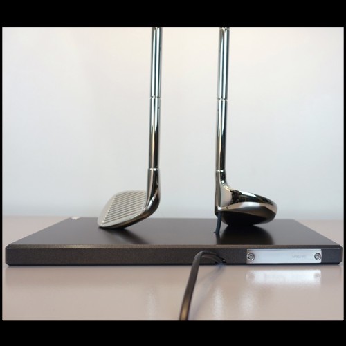 Table lamp with 2 clubs in brass in white bronze finish PC-Golf Club White Bronze