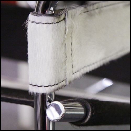 Fauteuil avec structure en acier inoxydable poli et cuir de vachette noir et blanc PC-Wassily Cowhide 1