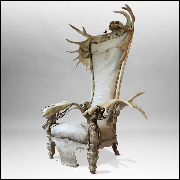 White Alligator Throne with Natural Moose Antler PC-White Alligator