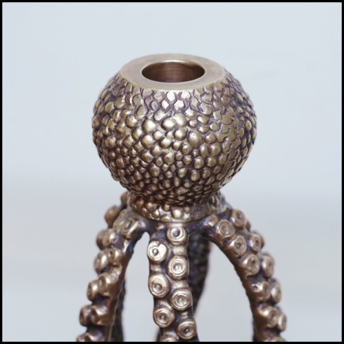 Candleholder in solid brass in vintage brass finish 24-Pieuvre