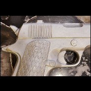 Sculpture réalisée par Philippe Perrin en 2000 PC-Revolver