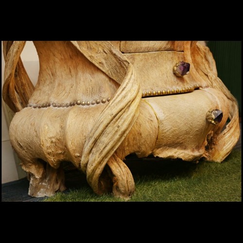 Chest of drawers with structure in solid beechwood with solid lianes and amethyst stone from Brazil PC-Amethyst Lianes