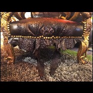 Fauteuil avec structure en bois de hêtre massif recouvert de peau d'alligator teinté noir naturel PC-Croco Black Bronze