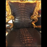 Fauteuil avec structure en bois de hêtre massif recouvert de peau d'alligator teinté noir naturel PC-Croco Black Bronze