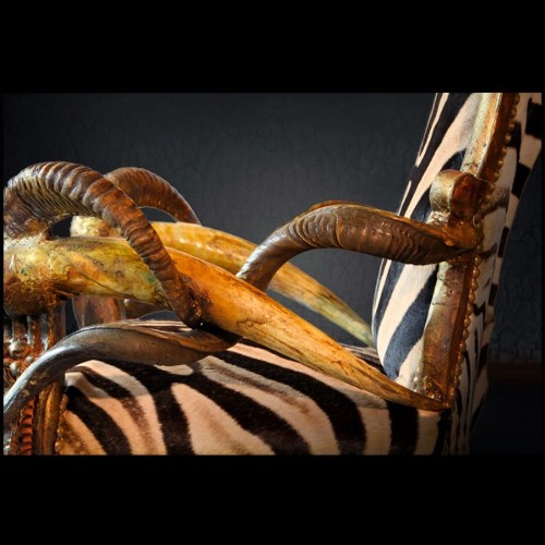 Throne with structure in solid beechwood covered with natural Burchell zebra skins PC-High Zebra