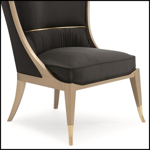 Fauteuil avec structure en métal doré vintage et tissu satiné chocolat foncé 180-Poppins
