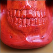 Sculpture en pâte de verre rouge fabriquée à la main PC-Red Skull