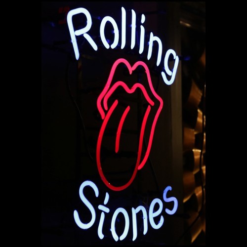 Applique murale tubes néon PC-Rolling Stones