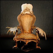 Fauteuil avec peau de piraruku et avec bois de rennes et queue de girafe PC-Piraruku