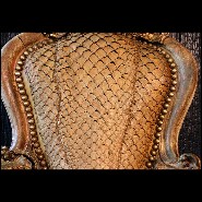 Fauteuil avec peau de piraruku et avec bois de rennes et queue de girafe PC-Piraruku