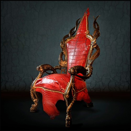 Fauteuil avec peau de crocodile teintée rouge et véritables cornes de Koudou et bronze massif PC-Red Crocodile