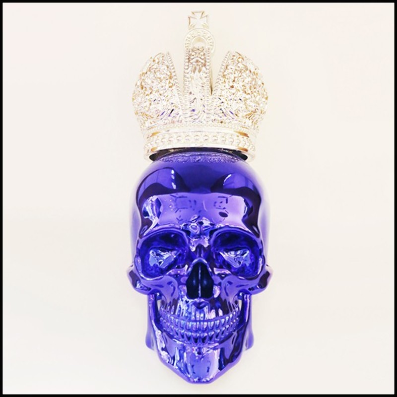 Sculpture made in marble dust resin chromed in blue finish with christianism crown PC-Skull Blue Christianism