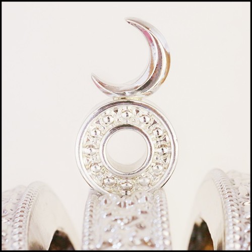 Sculpture made in marble dust resin chromed in blue finish with Muslim crown PC-Skull Gold Muslim