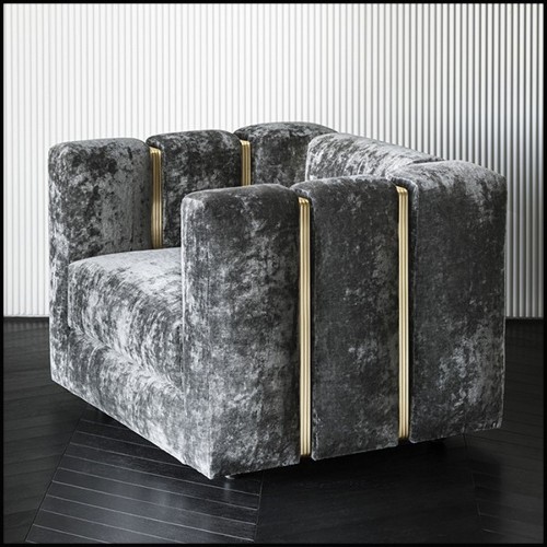 Armchair covered with Italian high quality blue velvet fabric and with polished brass 150-Virginia