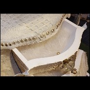 Commode en Croco finition blanc, cornes de Kudu, 3 tiroirs avec peau d'agneau de Mongolie 120- White Croco