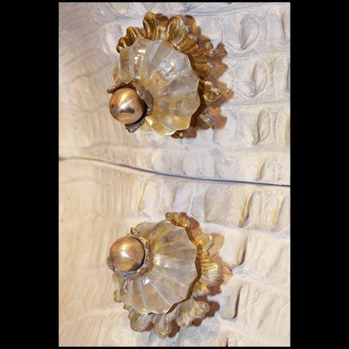 Commode en Croco finition blanc, cornes de Kudu, 3 tiroirs avec peau d'agneau de Mongolie 120- White Croco