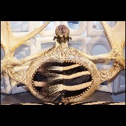 Canapé en bois de Hêtre avec peau de Zèbre, cornes de Zebu et amethyste PC-Sofa Zebra