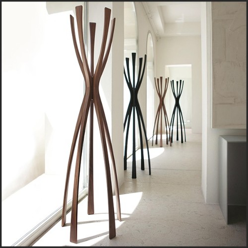 Porte manteaux en noyé  poli et verni brillant  porte manteaux-163 Walnut Arms