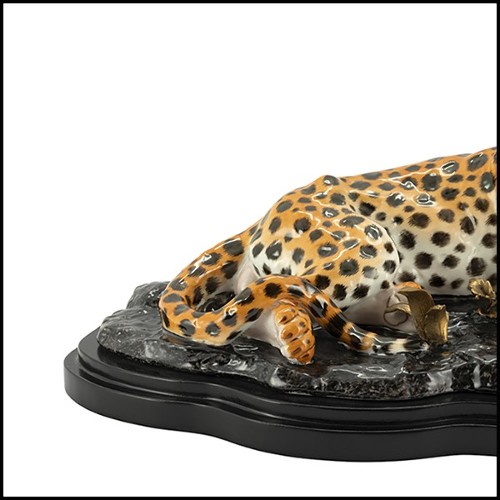 Sculpture en porcelaine 162-Leopard Laying