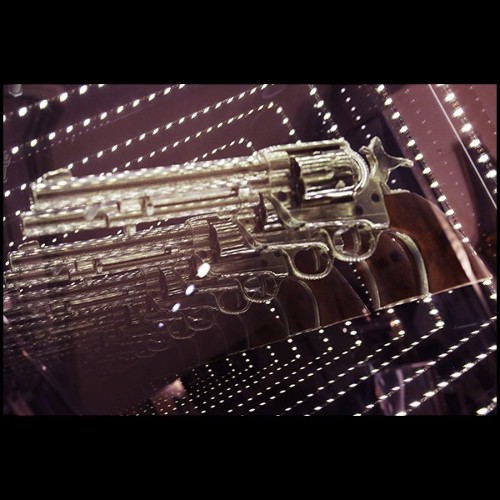 Wall decoration mirror with Led Lights PC-Revolver Double Infiny