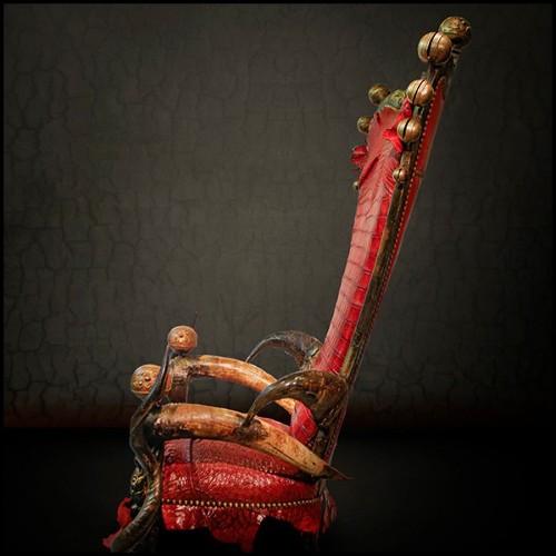 Throne with structure in solid beech wood and red tinted alligator skin PC-King Red Croco