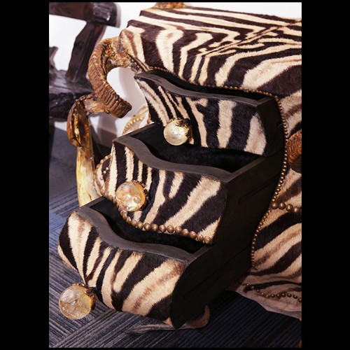 Chest in solid beech wood covered with real zebra skin PC-Zebra and Elk