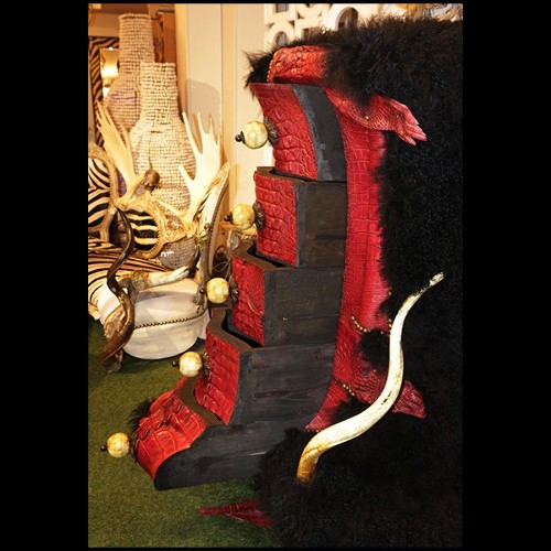 Chest in solid beech wood with red tinted real crocodile skin PC-Red Croco