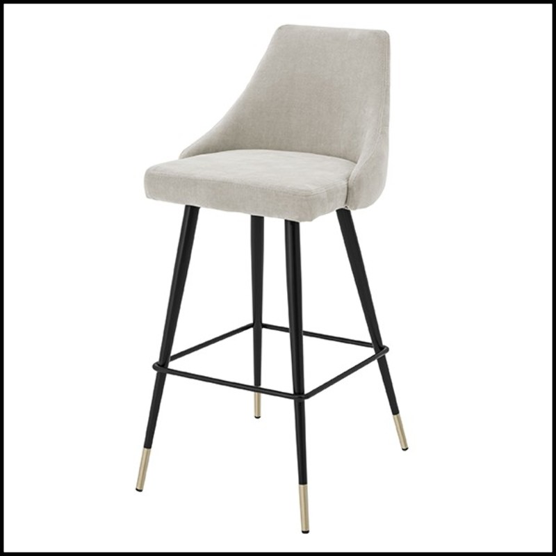 Bar stool in wood with legs in brass in black finish 24-Cedro Sand L