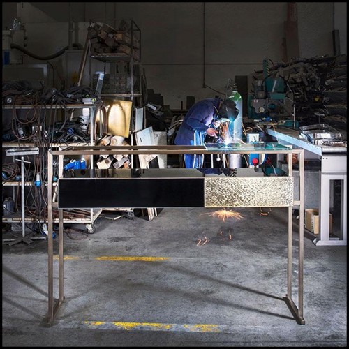 Console en métal finition laiton bruni et vieilli 182-Pietro