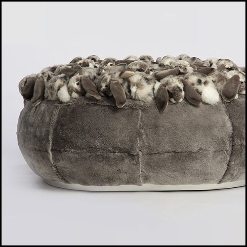 Pouf rembourré et couvert avec des peluches de lapins gris PC-Grey Rabbit