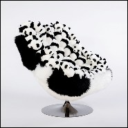 Fauteuil avec de petites peluches de Panda sur le dossier PC-Panda