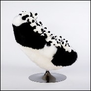 Fauteuil avec de petites peluches de Panda sur le dossier PC-Panda