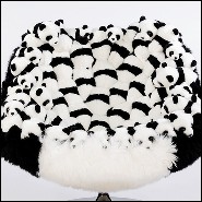 Fauteuil avec de petites peluches de Panda sur le dossier PC-Panda