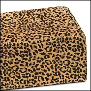 Pouf with wooden structure with leopard velvet 162-Leopard